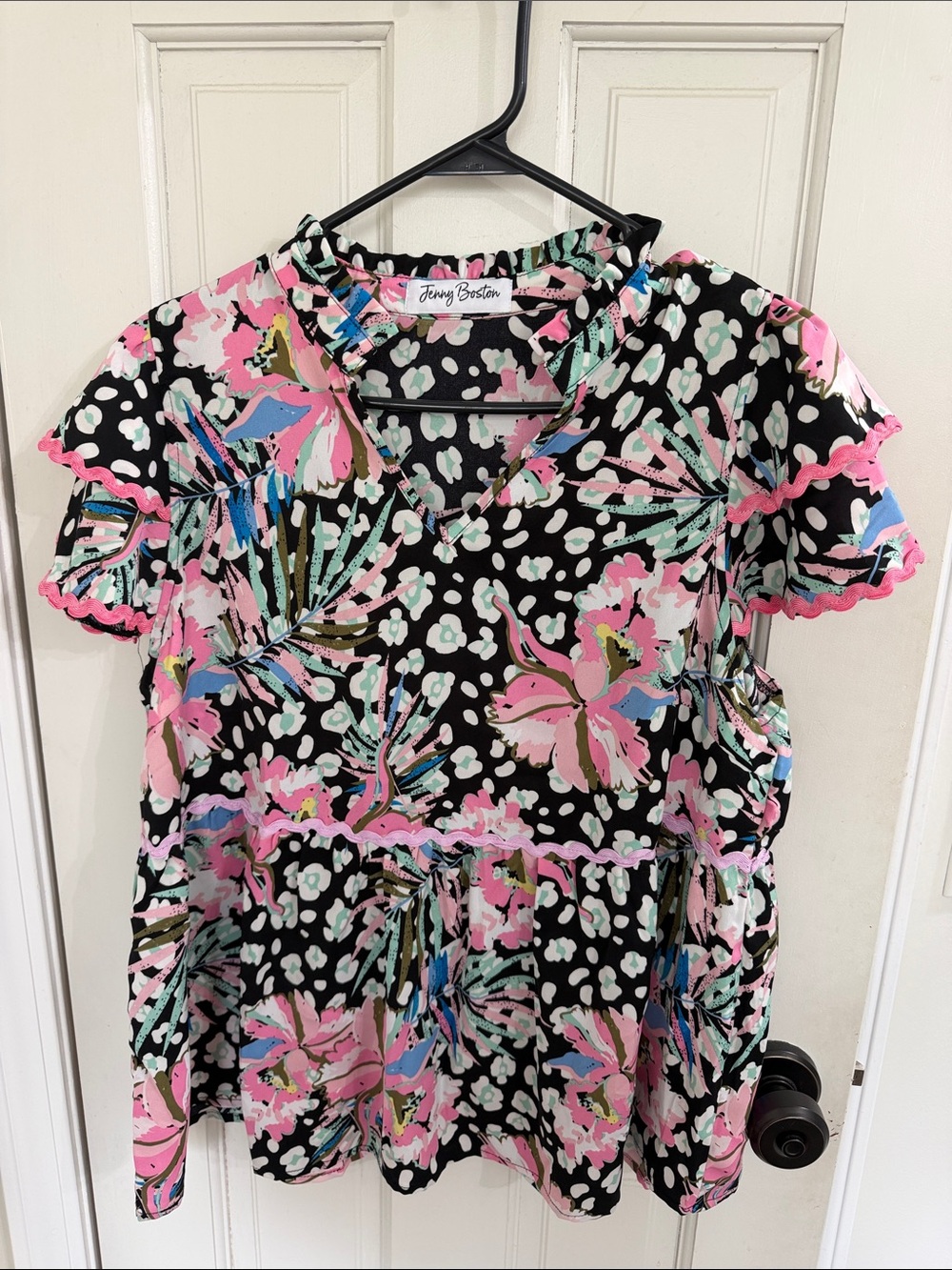 Jenny Boston Black Floral Print V-Neck Blouse - Pink & Mint
